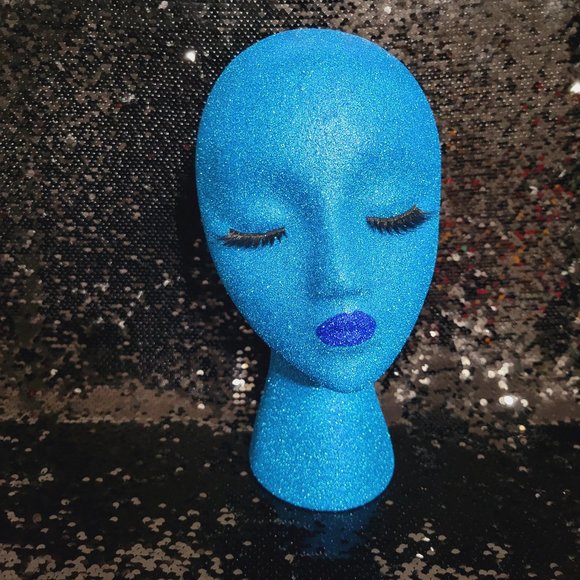 Mannequin Head - Picture 1 of 2